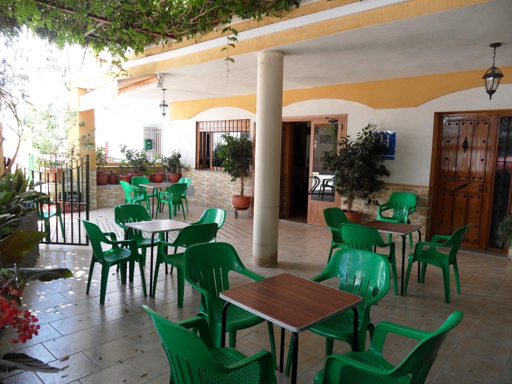 Hotel Las Flores Tolox Exterior photo