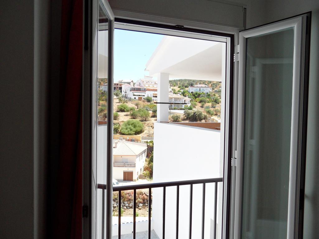 Hotel Las Flores Tolox Room photo